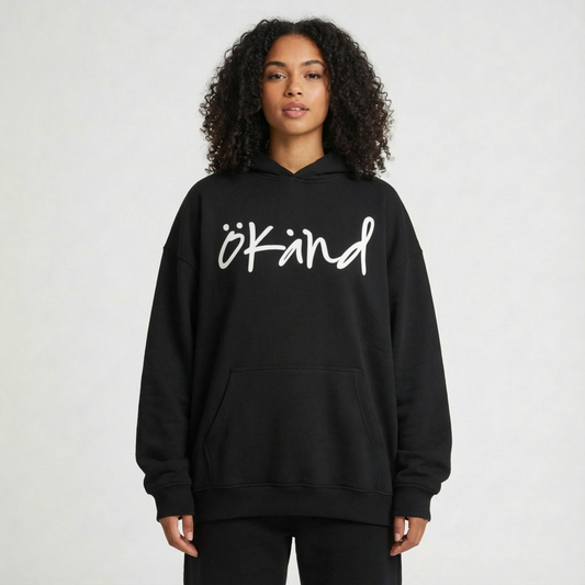 OVERSIZE LOGO HOODIE | SVART