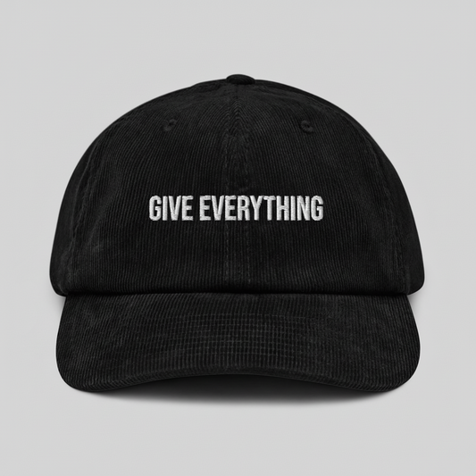 GIVE EVERYTHING | Corduroy hat -BLACK med ljusgrå bakgrund