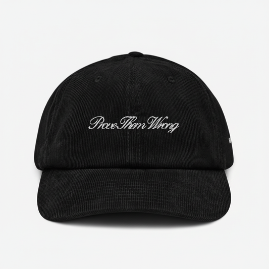PROVE THEM WRONG | CORDUROY CAP | BLACK med ljusgrå bakgrund